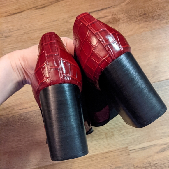 INTENTIONALLY BLANK auntie croc size 11 - Picture 5 of 8